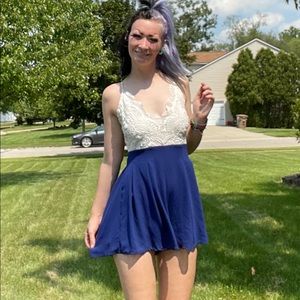 Moxeay Lace cross-back romper